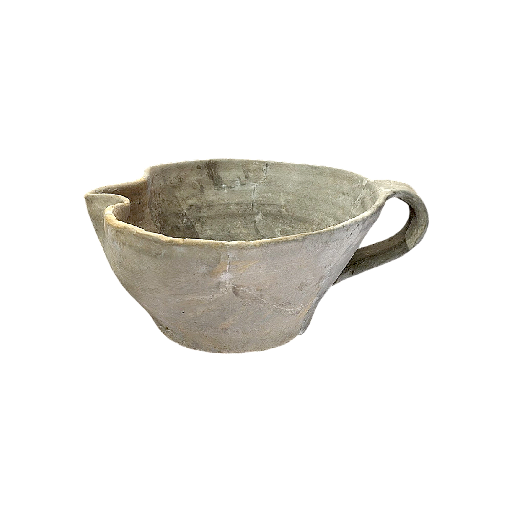 Ancient pottery vessels