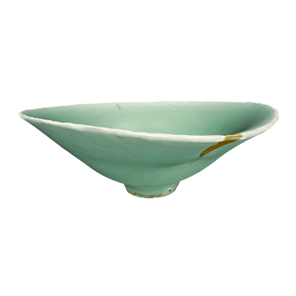 Southern Song Dynasty Longquan Kiln Green Glazed Hat Bowl