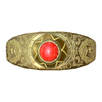 Vintage antique court style carved red gemstone gold ring