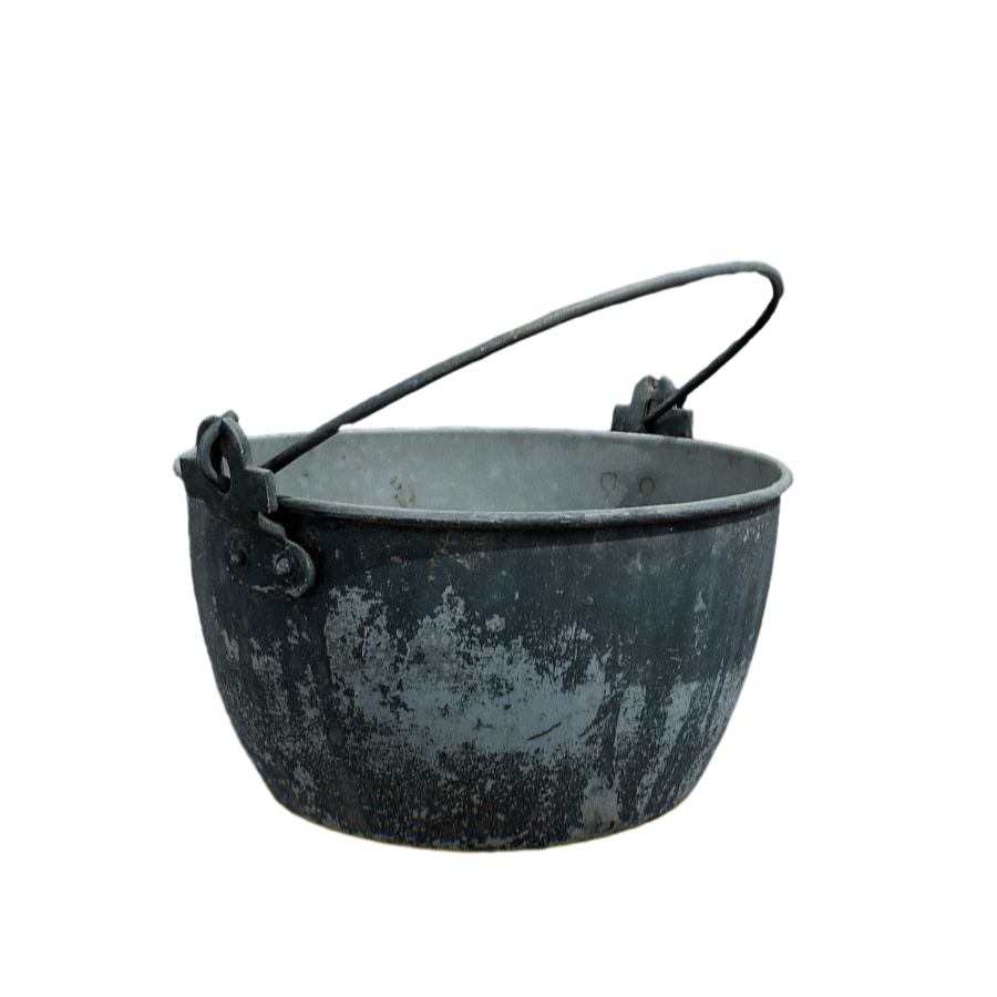 Outdoor shabby plastic low bucket 3D model
