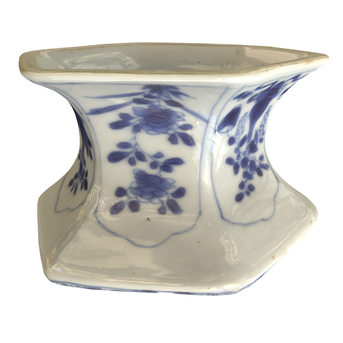 Porcelain from the Kangxi period of the Qing Dynasty: "Porcelain Salt Bottles from the Kangxi Period of the Qing Dynasty"